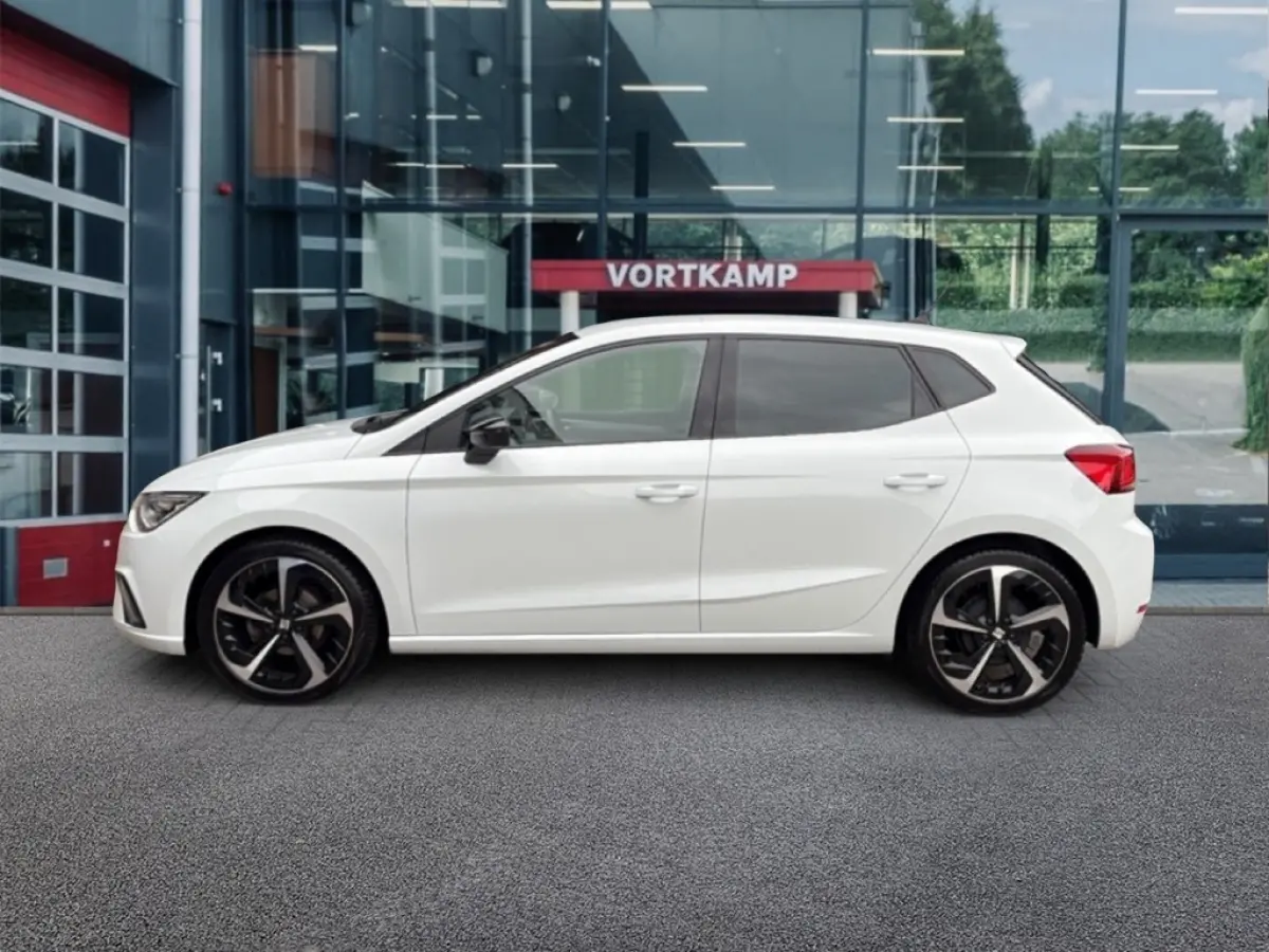 1.0 TSI FR CRUISE/PDC/LED/CLIMA/CARPLAY/DAB