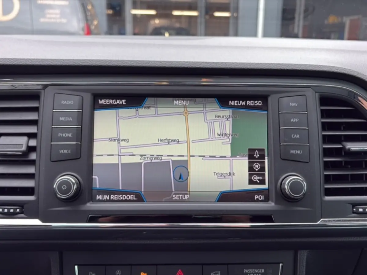 1.0 TSI STYLE ELEK-KLEP/PDC/CLIMA/CARPLAY/NAVI