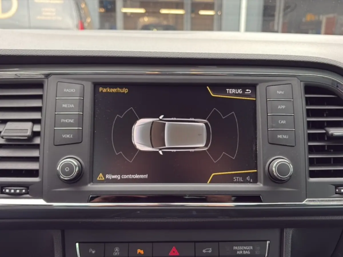 1.0 TSI STYLE ELEK-KLEP/PDC/CLIMA/CARPLAY/NAVI