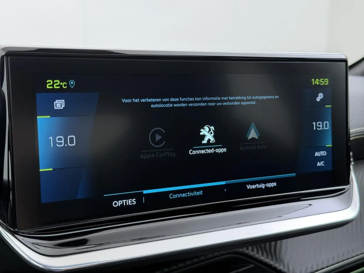 GT Pack 50 kWh 136pk | Accu 91% | Navigatie | Camera achter | Panorama dak | Alcantara bekleding | Cruise control adaptief | Lichtmetalen velgen  | Stoelverwarming | Apple Carplay en Android