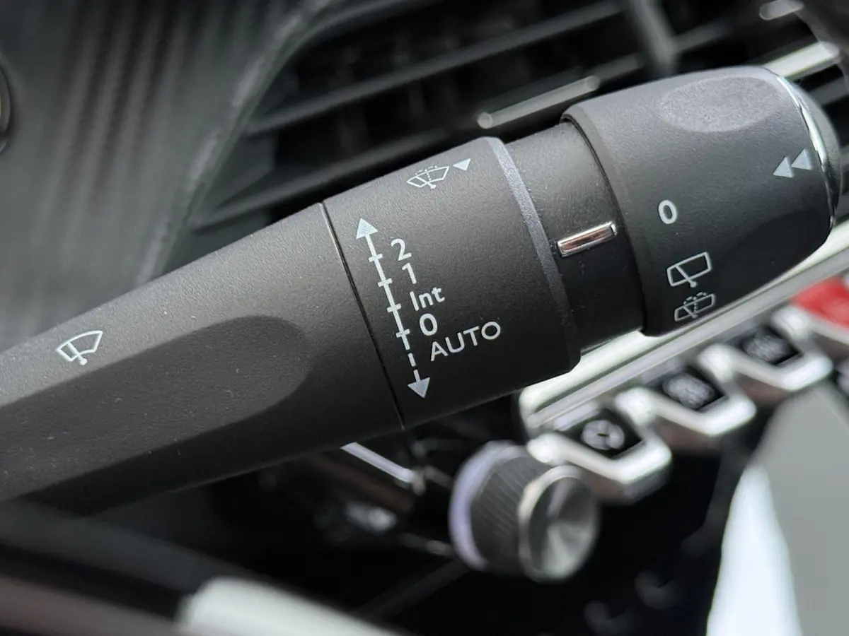 GT Pack 50 kWh 136pk | Accu 91% | Navigatie | Camera achter | Panorama dak | Alcantara bekleding | Cruise control adaptief | Lichtmetalen velgen  | Stoelverwarming | Apple Carplay en Android