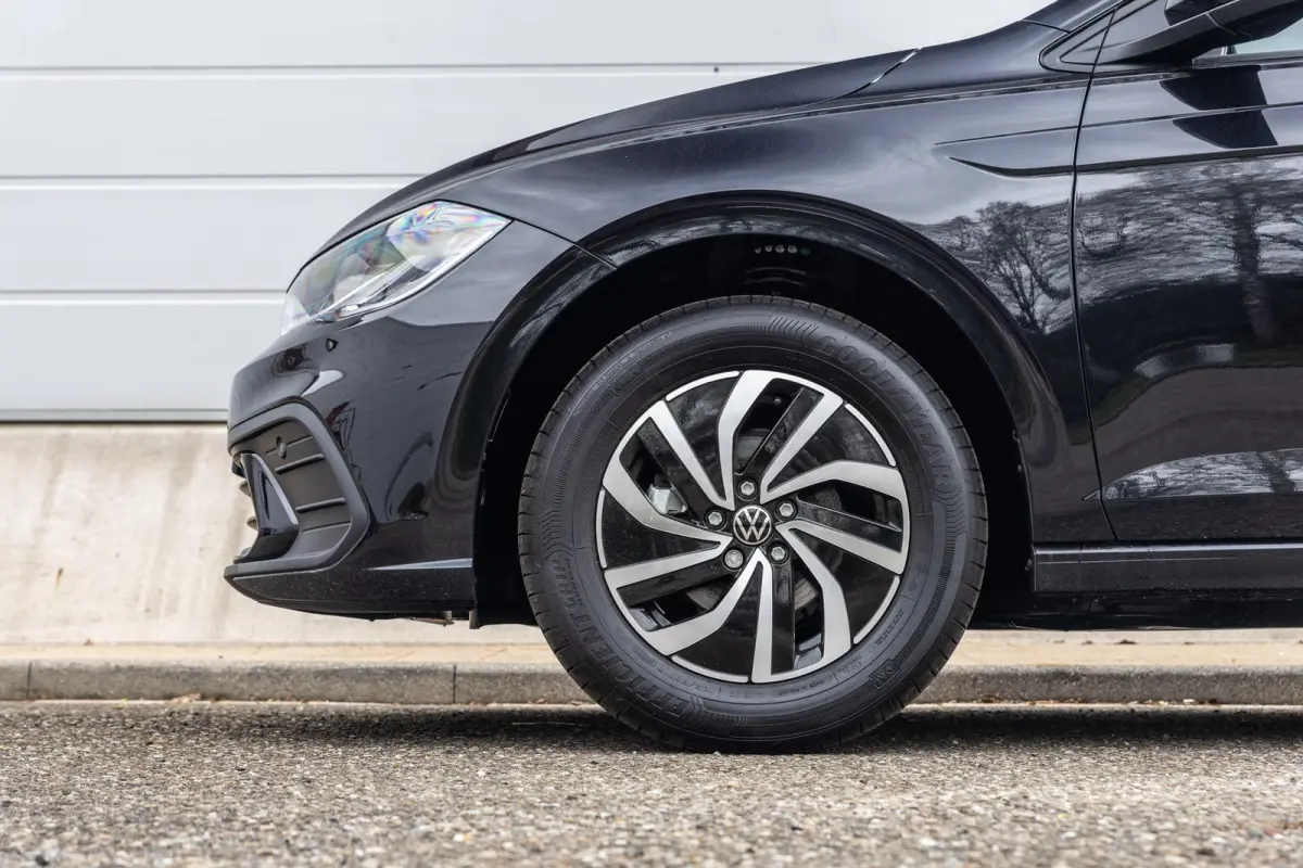 1.0 TSI 95pk Life Edition | Trekhaak Afneembaar | Stoelverwarming