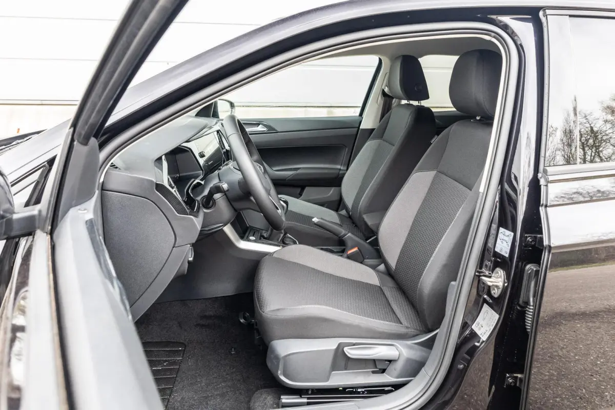 1.0 TSI 95pk Life Edition | Trekhaak Afneembaar | Stoelverwarming
