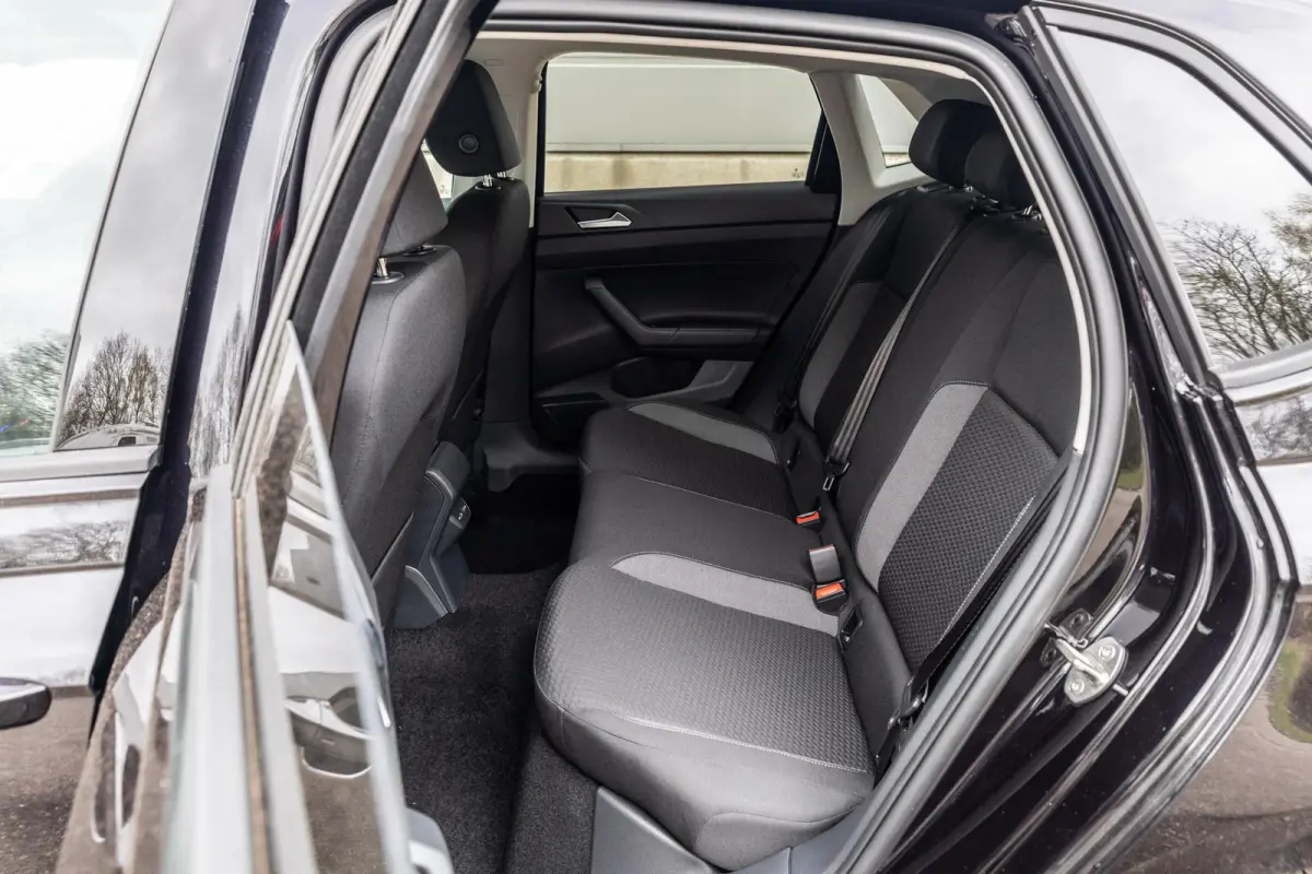 1.0 TSI 95pk Life Edition | Trekhaak Afneembaar | Stoelverwarming