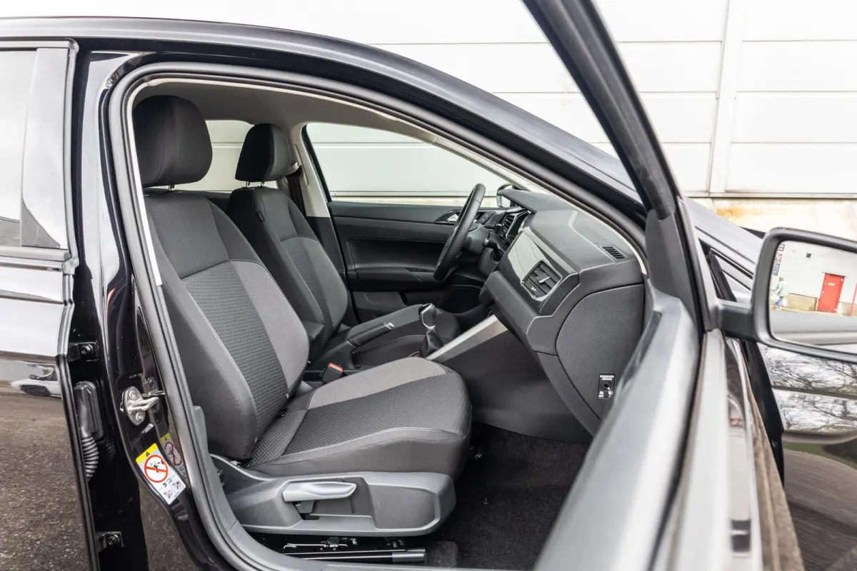 1.0 TSI 95pk Life Edition | Trekhaak Afneembaar | Stoelverwarming