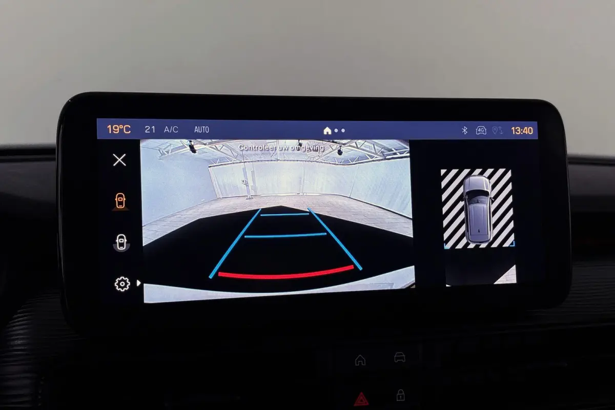 1.2 Altitude Stoelverwarming Achteruitrijcamera Navigatie