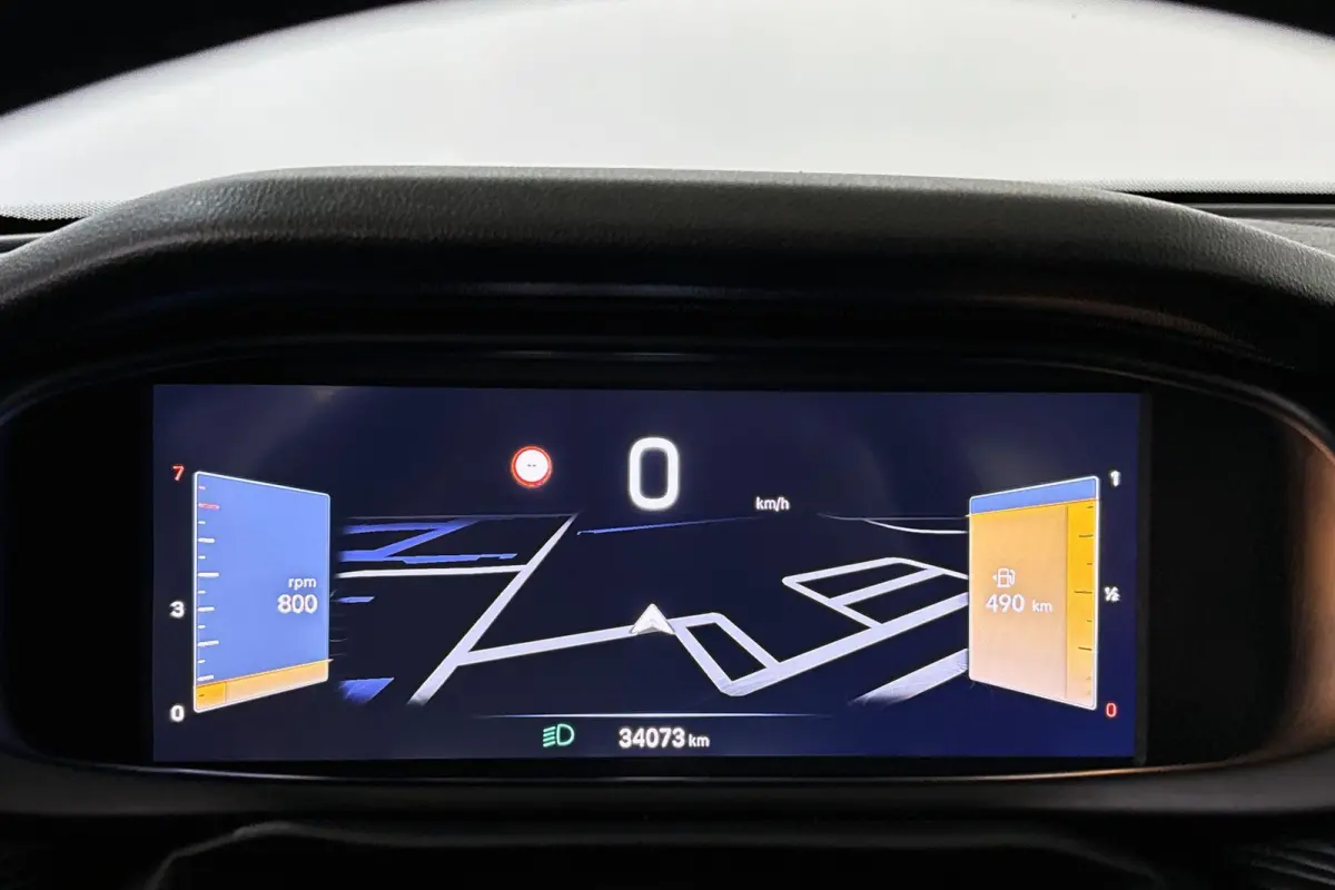 1.2 Altitude Stoelverwarming Achteruitrijcamera Navigatie