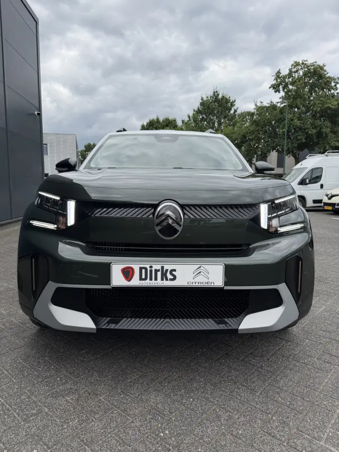 145pk Hybrid Plus (Camera - Navigatie via APP - Automatische Airco - LED - Apple Carplay - Two Tone - Parkeersensoren)