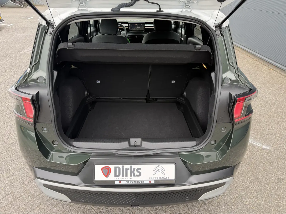 145pk Hybrid Plus (Camera - Navigatie via APP - Automatische Airco - LED - Apple Carplay - Two Tone - Parkeersensoren)
