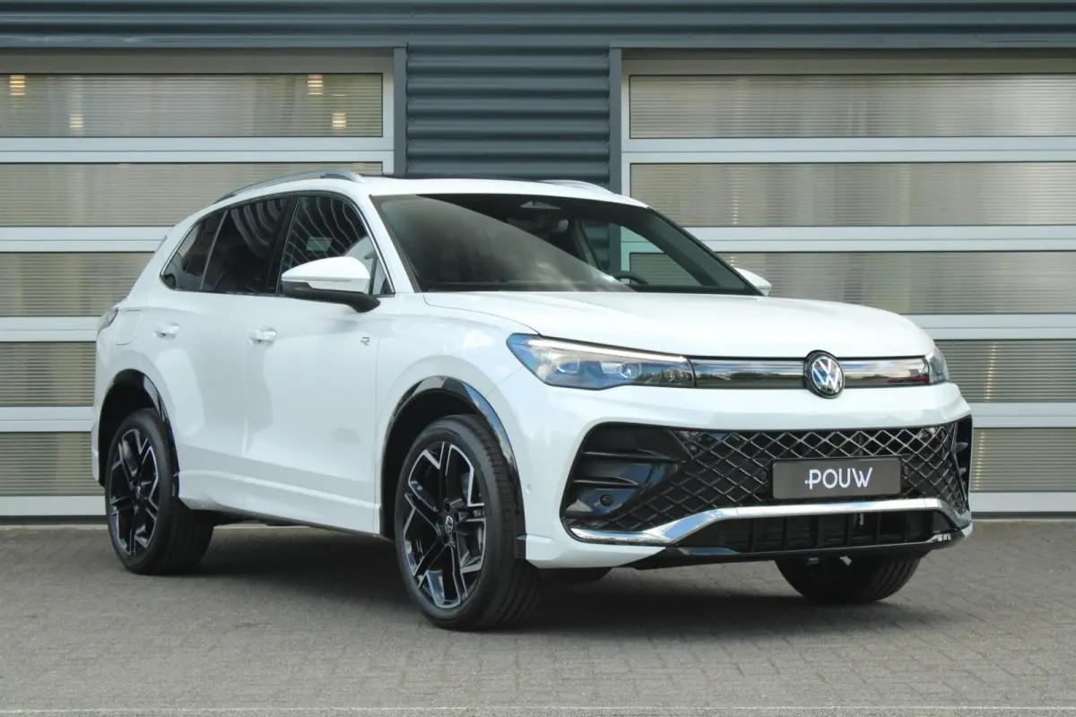 1.5 eHybrid 204pk R-Line Edition | Panoramadak | Trekhaak