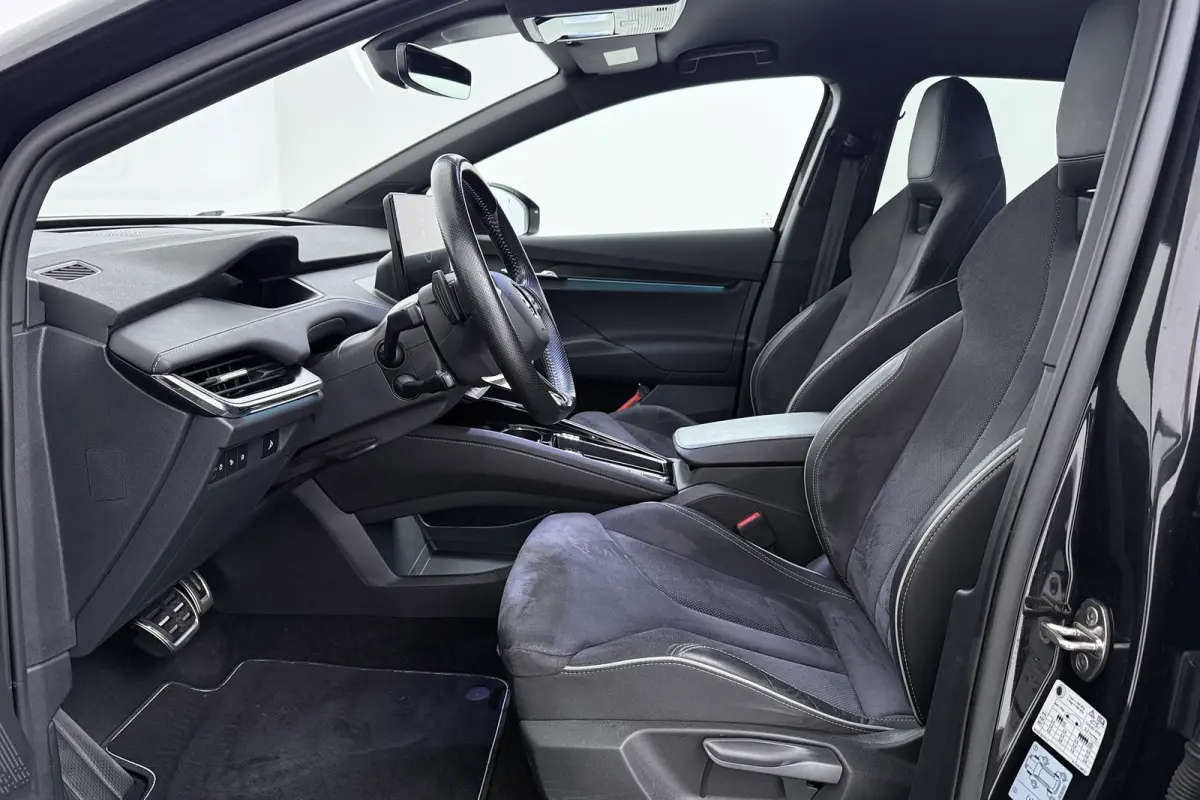 60 Sportline | SOH 93%! | Wegklap. Trekhaak | Org. NL | Dealer onderhouden | CarPlay | Stuurverwarming | PDC |