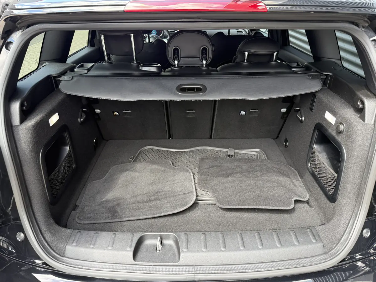 1.5 Cooper Leder/Apple/Camera