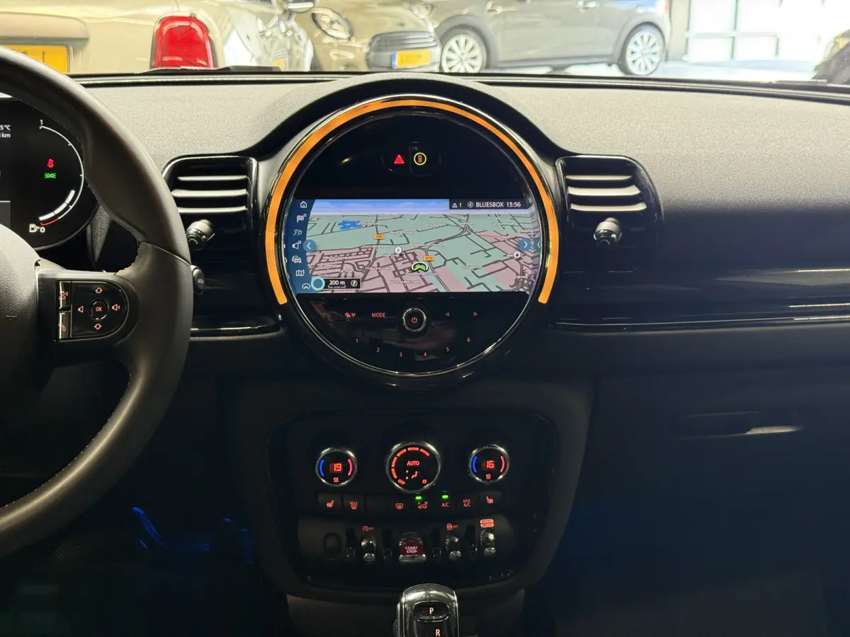1.5 Cooper Leder/Apple/Camera