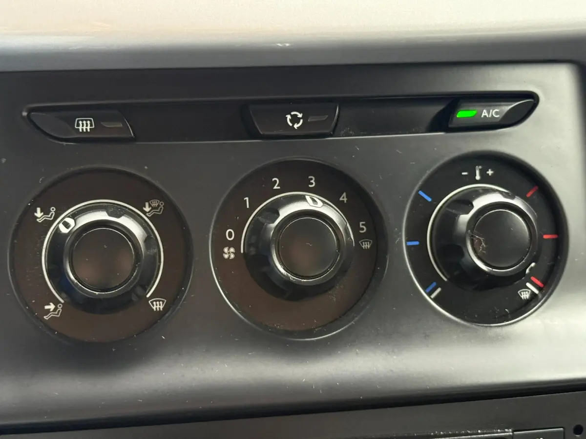 PT82 Chic | Trekhaak | Distributieriem vervangen | Cruise Control | Airco | 4 Seizoenen banden