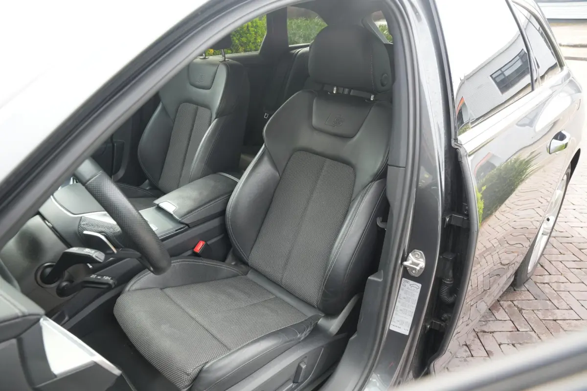 40 TFSI S edition LED Virtual Dash Cruise S Line Stoelverw. DAB+