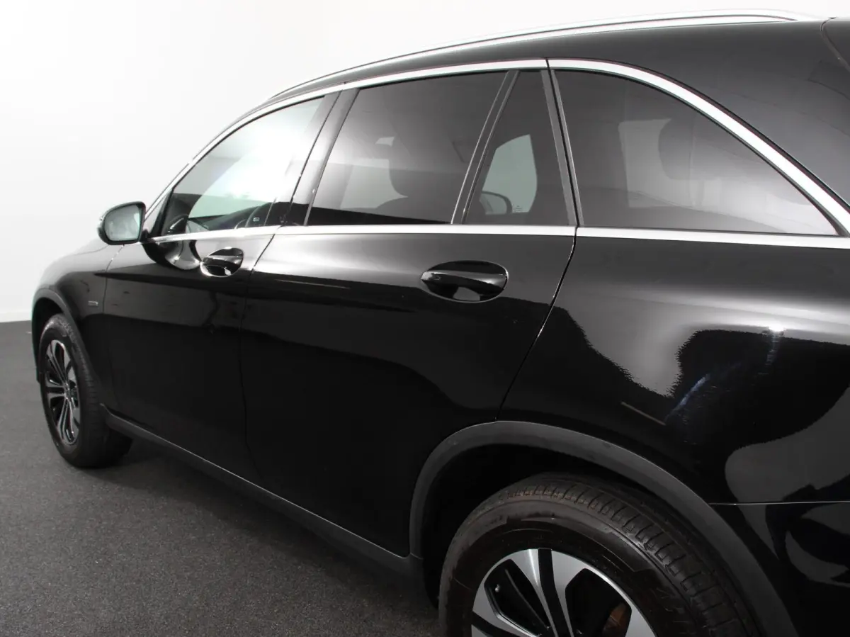 4MATIC PHEV Exclusive Navigatie Climate Control Leder(look) Camera Trekhaak Adaptive Cruise Control Dab