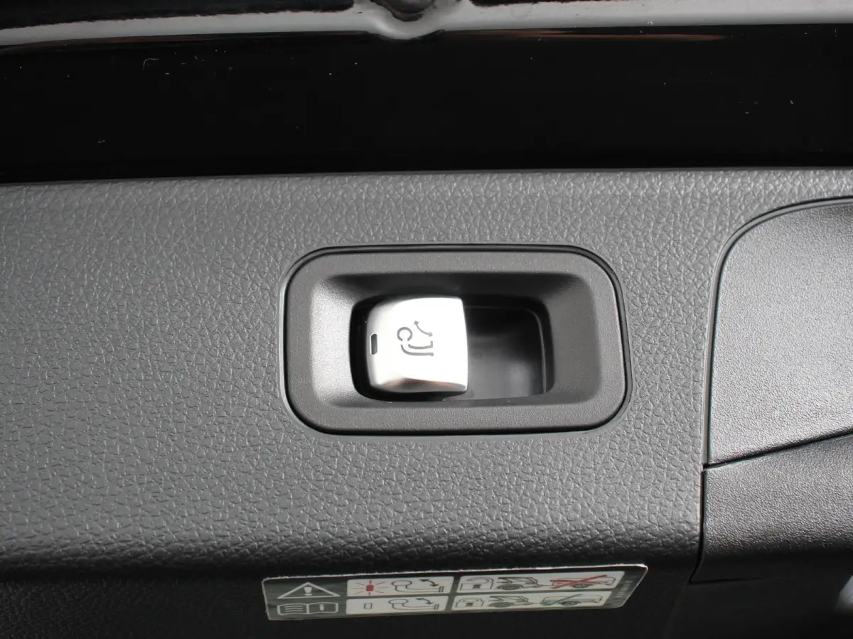 4MATIC PHEV Exclusive Navigatie Climate Control Leder(look) Camera Trekhaak Adaptive Cruise Control Dab