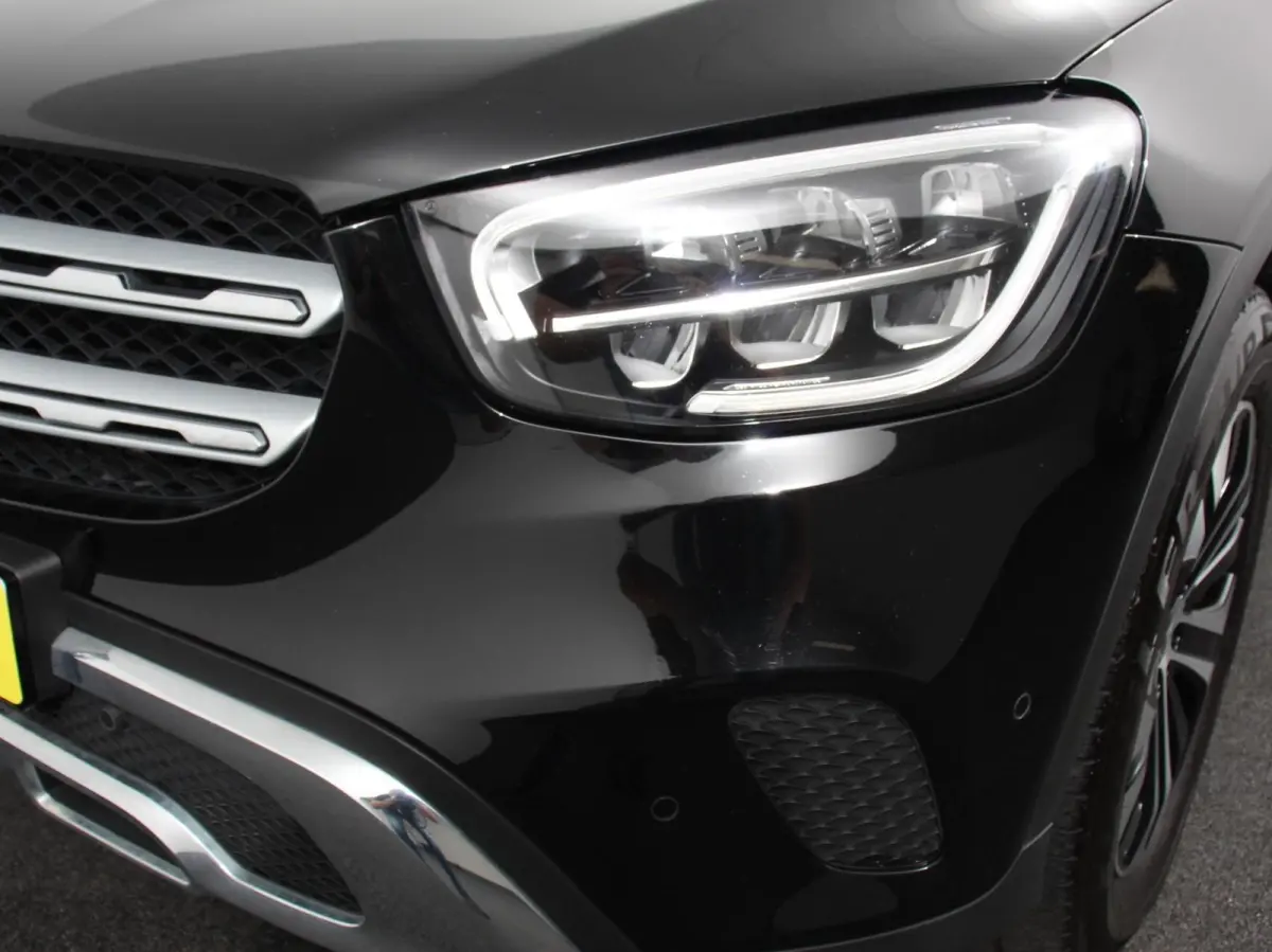 4MATIC PHEV Exclusive Navigatie Climate Control Leder(look) Camera Trekhaak Adaptive Cruise Control Dab