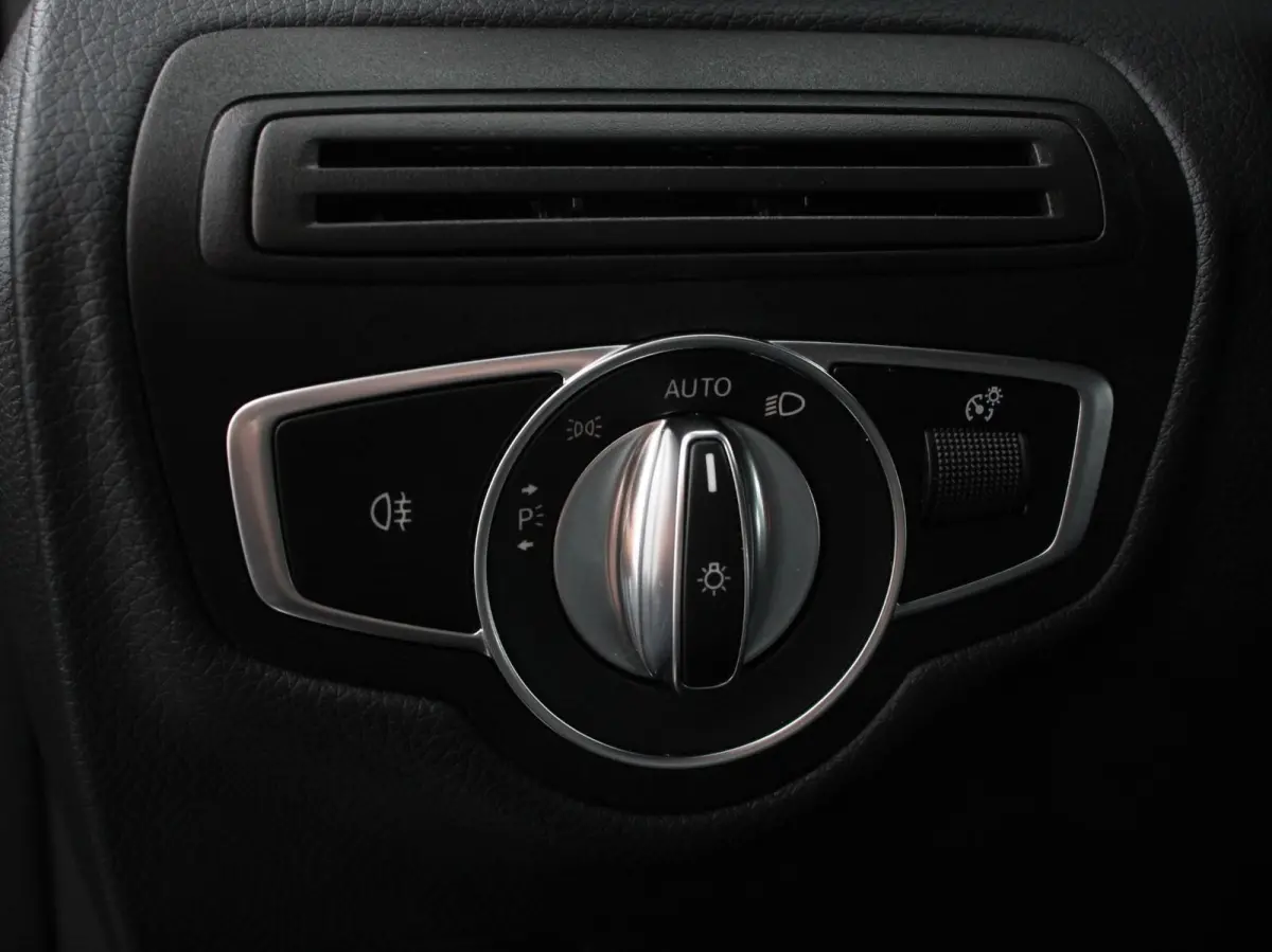 4MATIC PHEV Exclusive Navigatie Climate Control Leder(look) Camera Trekhaak Adaptive Cruise Control Dab