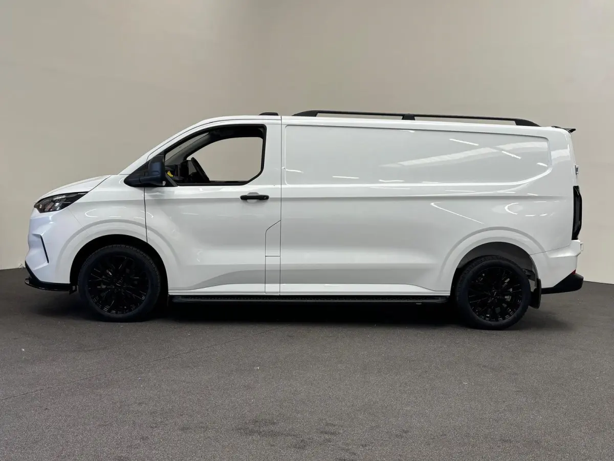 300 2.0 TDCI L2H1 EC Sport Nieuw Model Automaat Airco Cruise Navi Parkeersensoren Camera Carplay Trekhaak