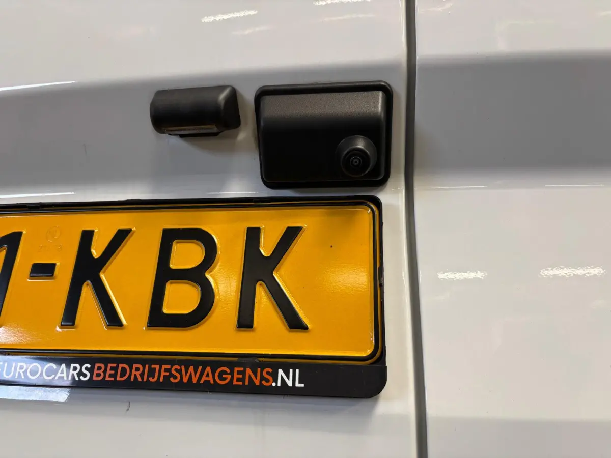 300 2.0 TDCI L2H1 EC Sport Nieuw Model Automaat Airco Cruise Navi Parkeersensoren Camera Carplay Trekhaak
