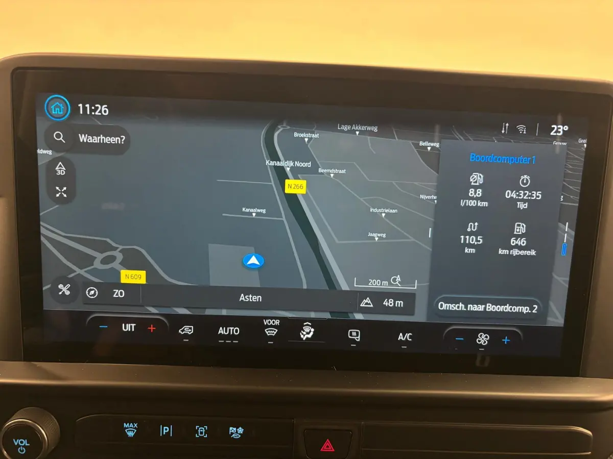 300 2.0 TDCI L2H1 EC Sport Nieuw Model Automaat Airco Cruise Navi Parkeersensoren Camera Carplay Trekhaak