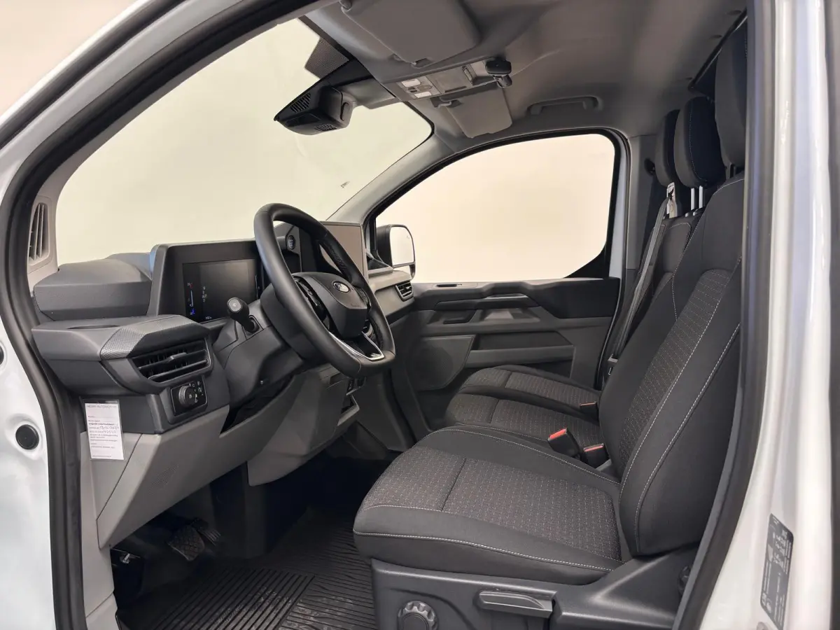 300 2.0 TDCI L2H1 EC Sport Nieuw Model Automaat Airco Cruise Navi Parkeersensoren Camera Carplay Trekhaak