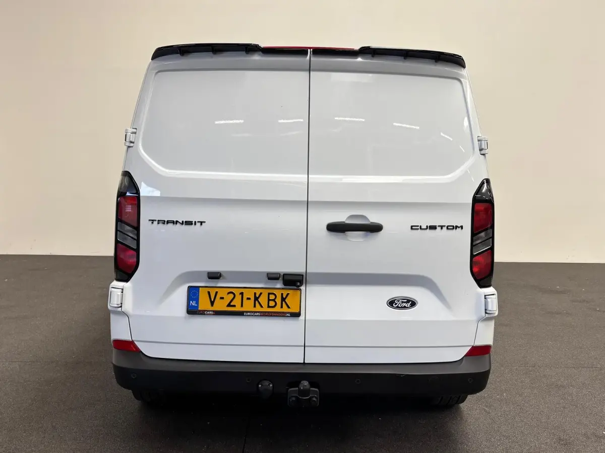 300 2.0 TDCI L2H1 EC Sport Nieuw Model Automaat Airco Cruise Navi Parkeersensoren Camera Carplay Trekhaak