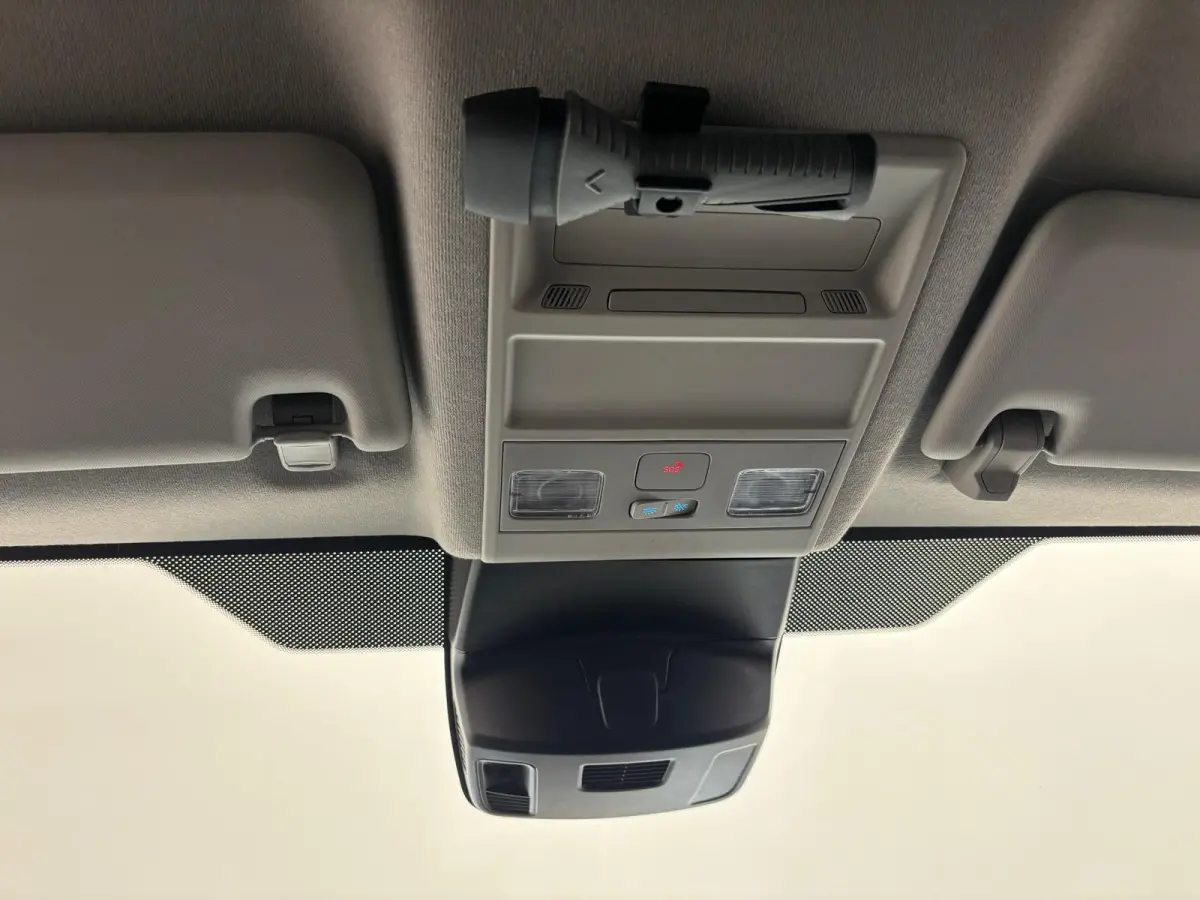 300 2.0 TDCI L2H1 EC Sport Nieuw Model Automaat Airco Cruise Navi Parkeersensoren Camera Carplay Trekhaak
