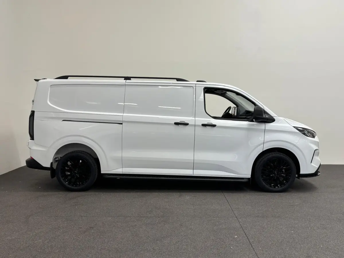 300 2.0 TDCI L2H1 EC Sport Nieuw Model Automaat Airco Cruise Navi Parkeersensoren Camera Carplay Trekhaak