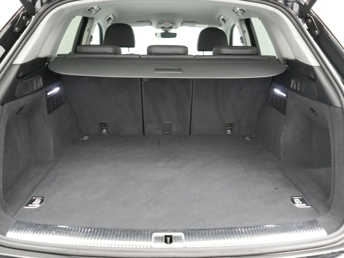 55 TFSI e S Line PHEV 367pk Dealer O.H. | Alcantara Sportstoelen Massage & Verwarmd | 360 Camera | Bang & Olufsen Audio | Keyless | Navigatie | Virtual | DAB | Cruise Control | Plug In Hybri