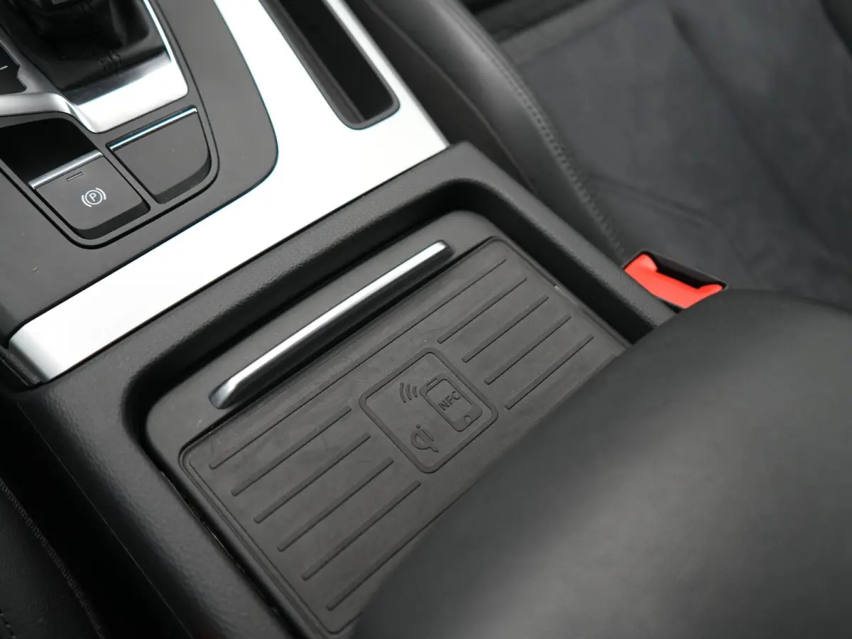 55 TFSI e S Line PHEV 367pk Dealer O.H. | Alcantara Sportstoelen Massage & Verwarmd | 360 Camera | Bang & Olufsen Audio | Keyless | Navigatie | Virtual | DAB | Cruise Control | Plug In Hybri