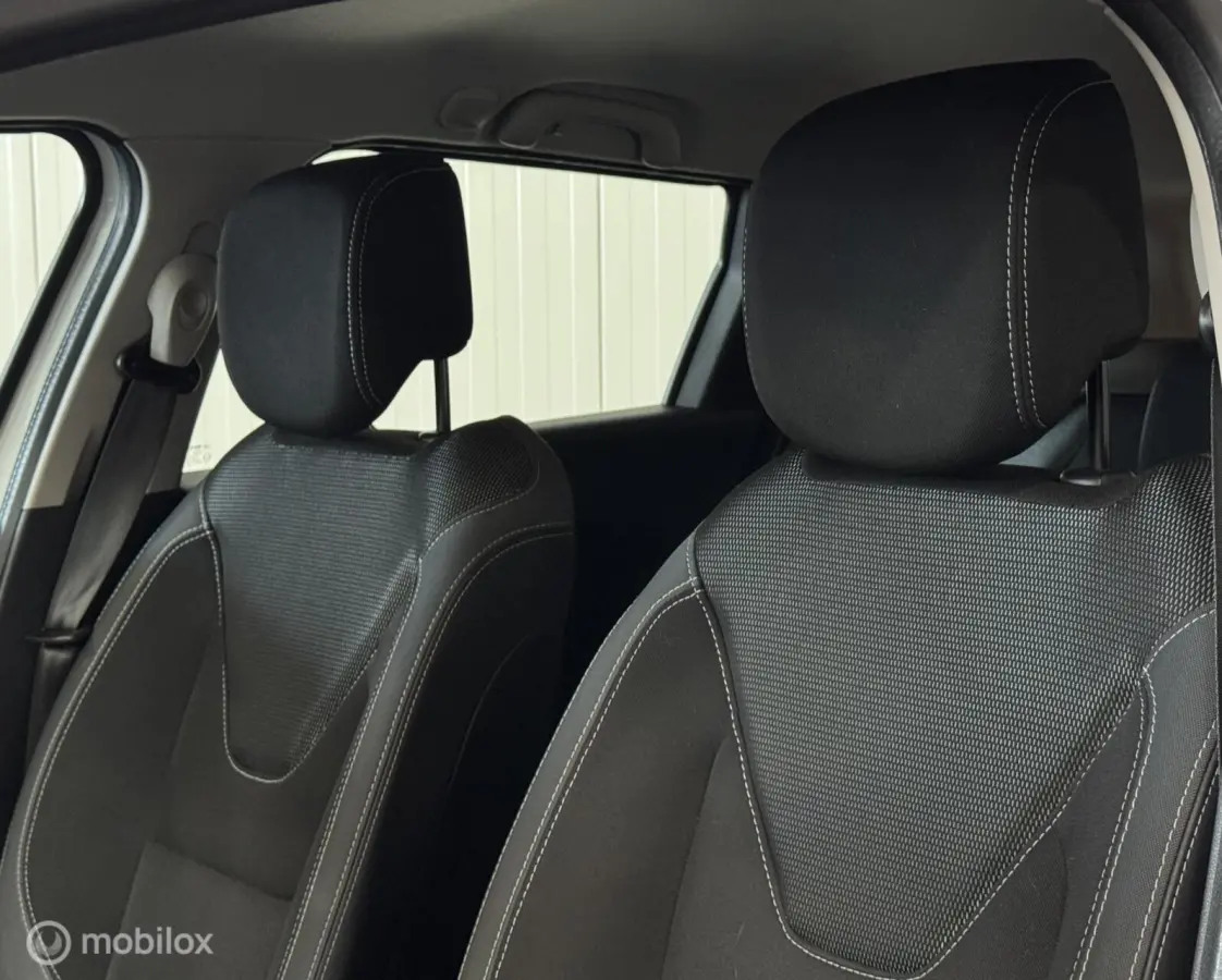 0.9 TCe Zen [ NAP cruise Carplay ]