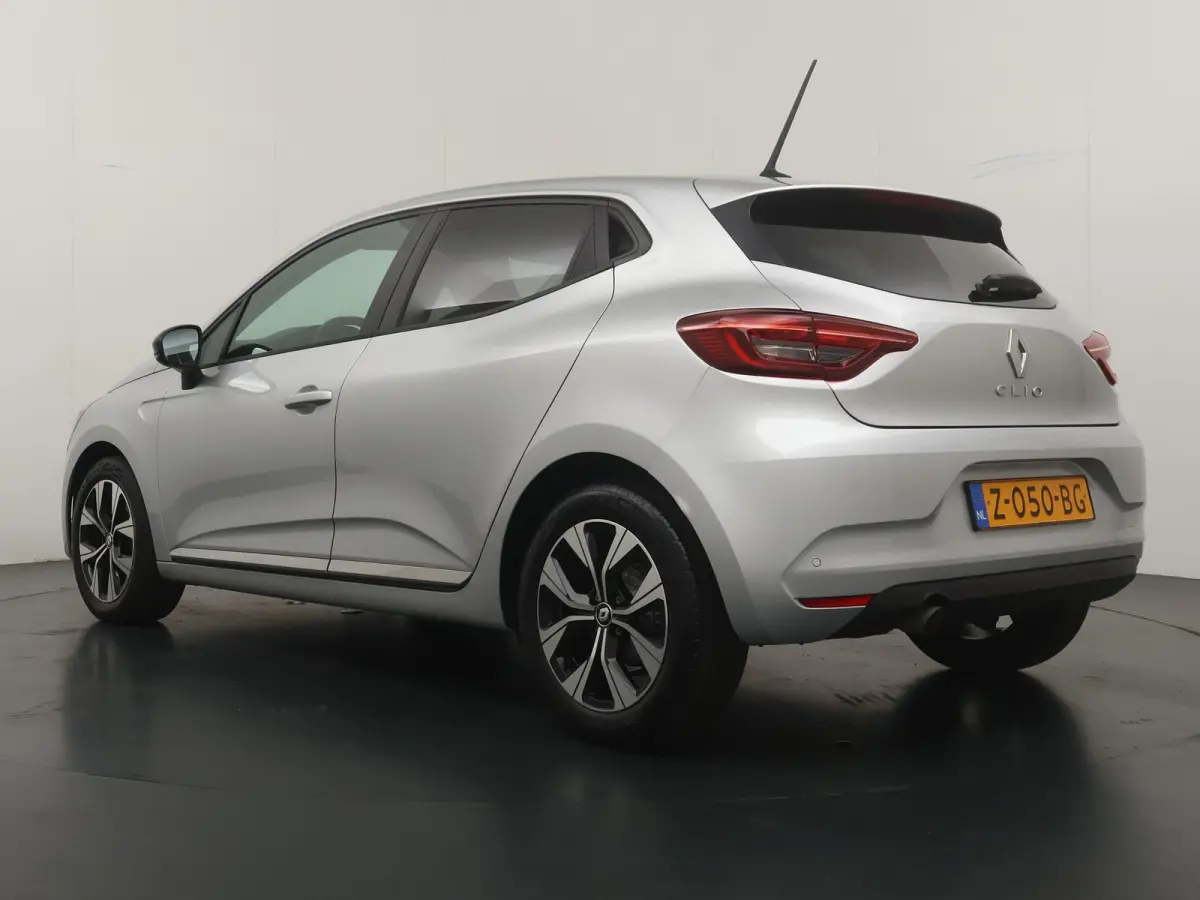 TCe 90 GPF Evolution | Navigatie | Parkeersensoren | Lichtmetalen velgen |