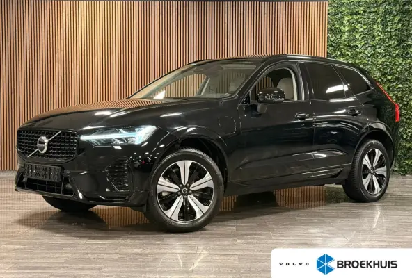 T6 AWD Recharge Plus Dark Long Range | Harman Kardon | All Season Banden | Adaptieve Cruise Control | Stoelverwarming voor+achter | Stuurwielverwarming | Parkeercamera | Pilot Assist | BLIS 