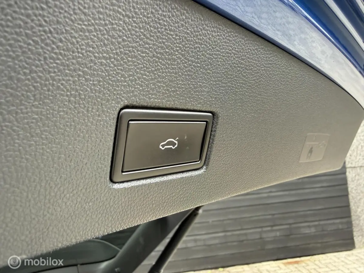 1.5 TSI DSG R-line/Carplay/Camera/LED/Clima