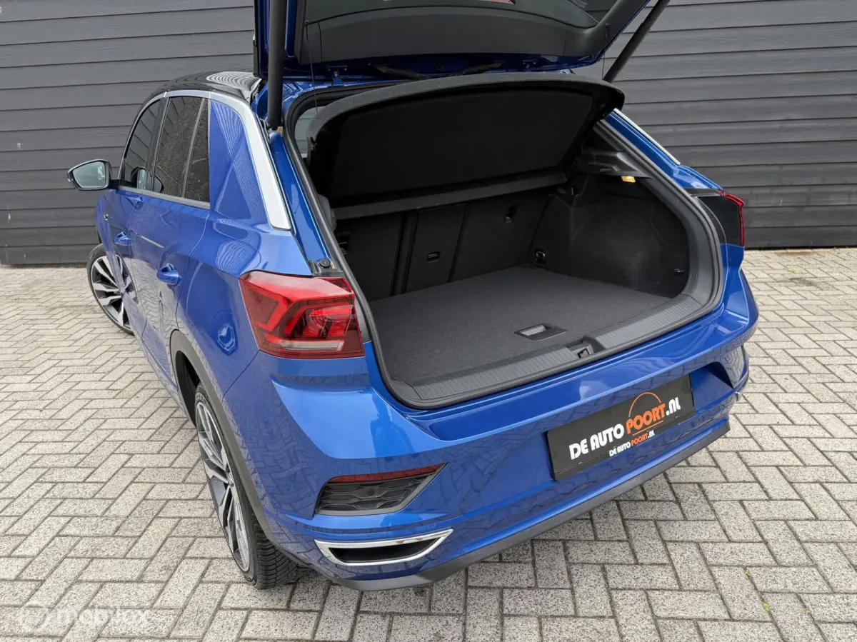 1.5 TSI DSG R-line/Carplay/Camera/LED/Clima
