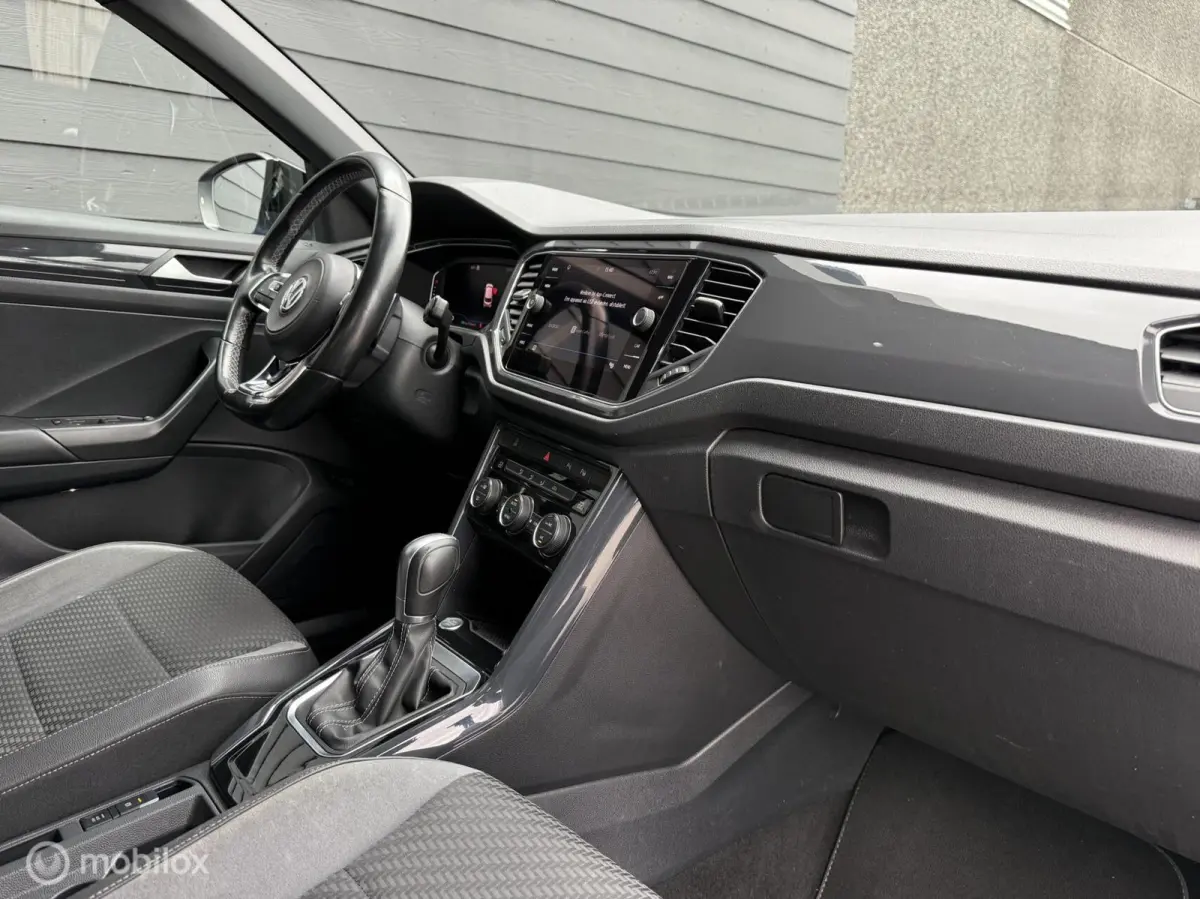 1.5 TSI DSG R-line/Carplay/Camera/LED/Clima