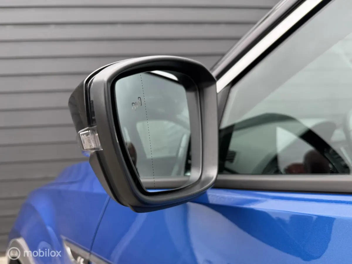 1.5 TSI DSG R-line/Carplay/Camera/LED/Clima