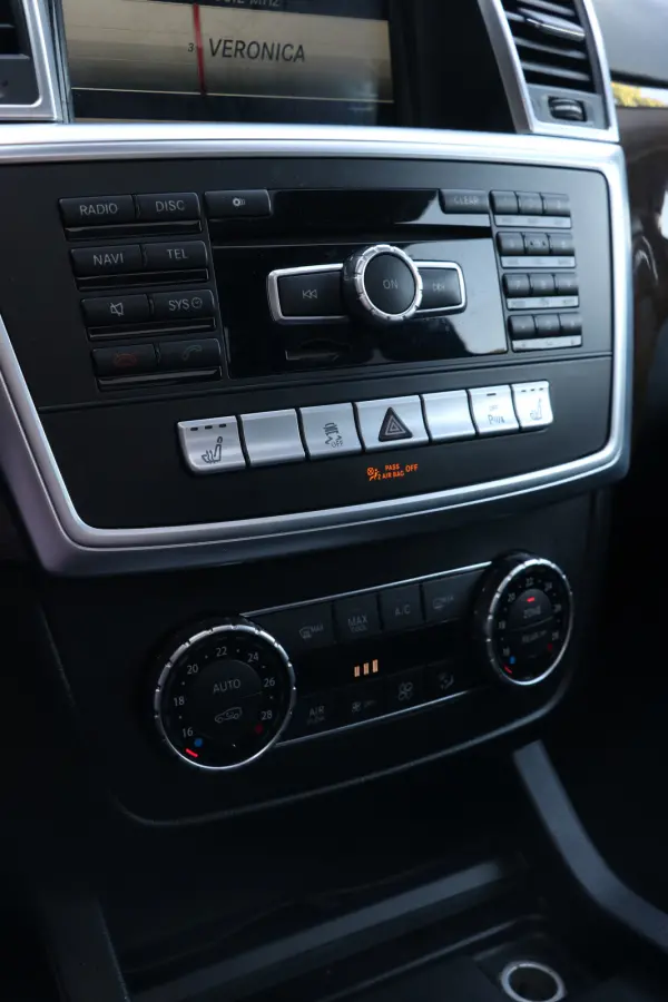 MERCEDES-BENZ 450 4MATIC 7 persoons