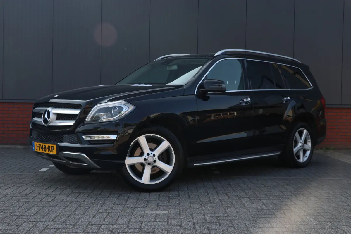 MERCEDES-BENZ 450 4MATIC 7 persoons