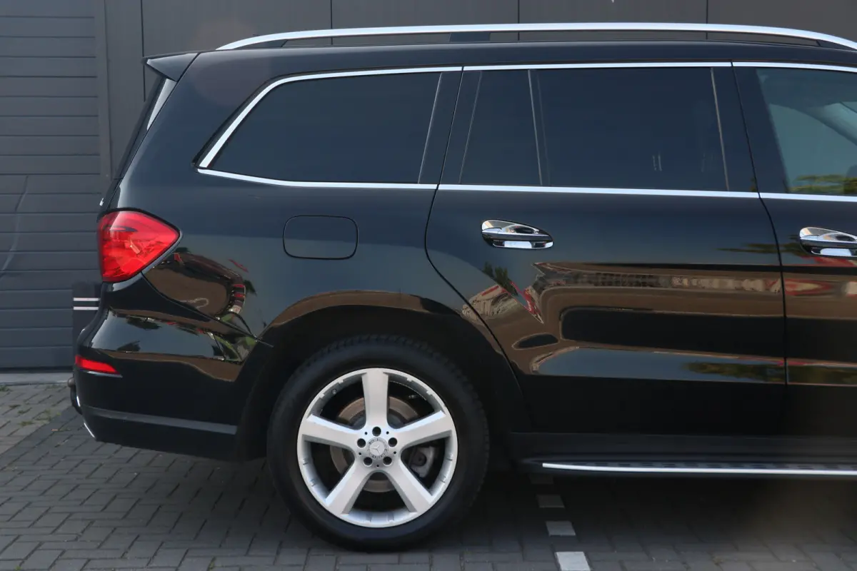 MERCEDES-BENZ 450 4MATIC 7 persoons