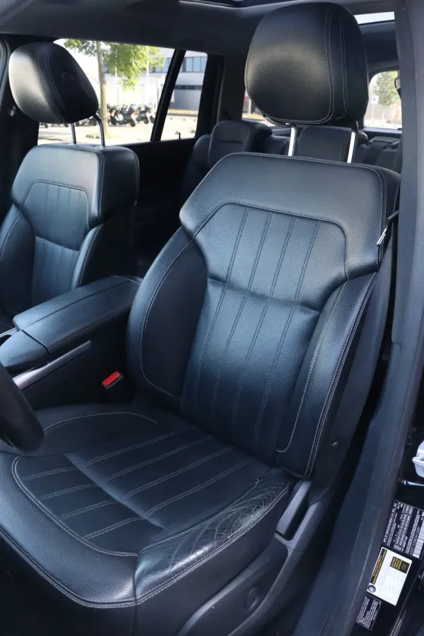MERCEDES-BENZ 450 4MATIC 7 persoons