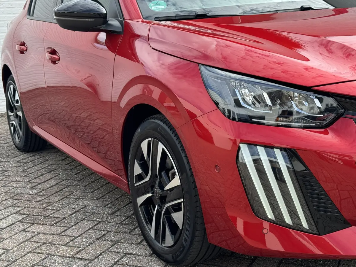 1.2 PureTech 100 Allure 360 Camera Navi Afn. Trekhaak Carplay Cruisecontrol