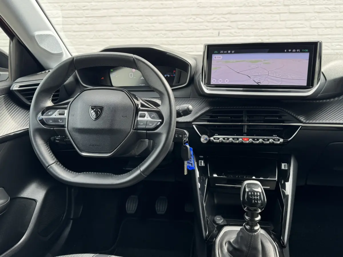 1.2 PureTech 100 Allure 360 Camera Navi Afn. Trekhaak Carplay Cruisecontrol