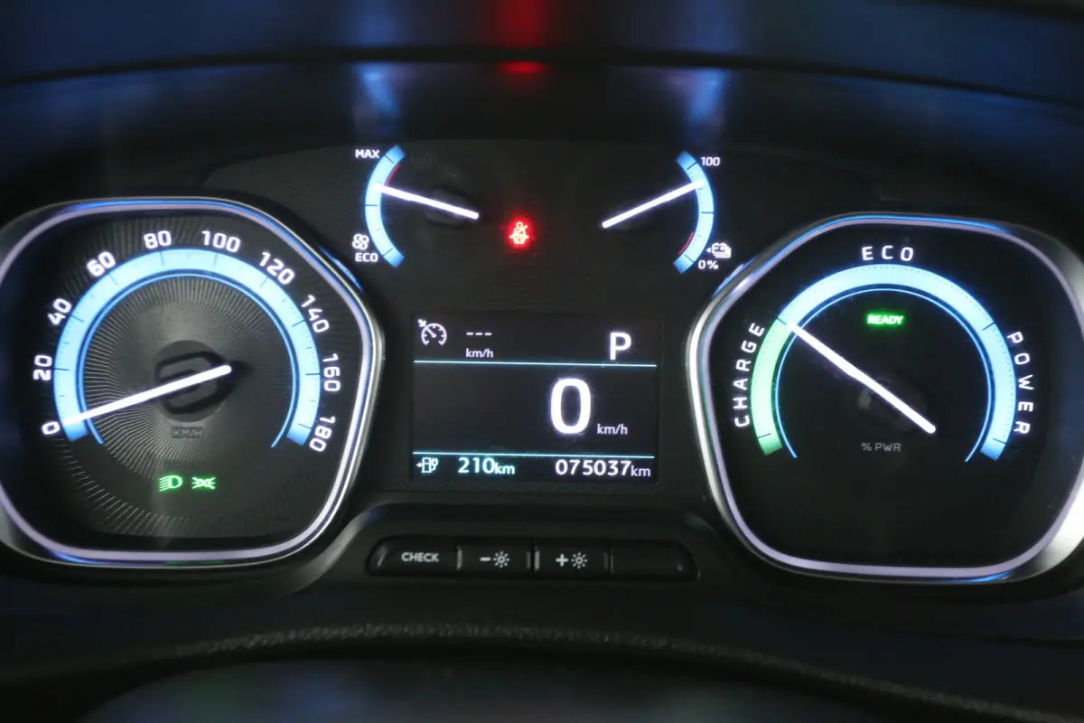 Toyota PROACE Electric Worker75 kWh Long Range L3H1 | Snelladen | SOH 95% | Airco | Cruise | Carplay | 3 Zits | Trekhaak | 2xSchuifdeur