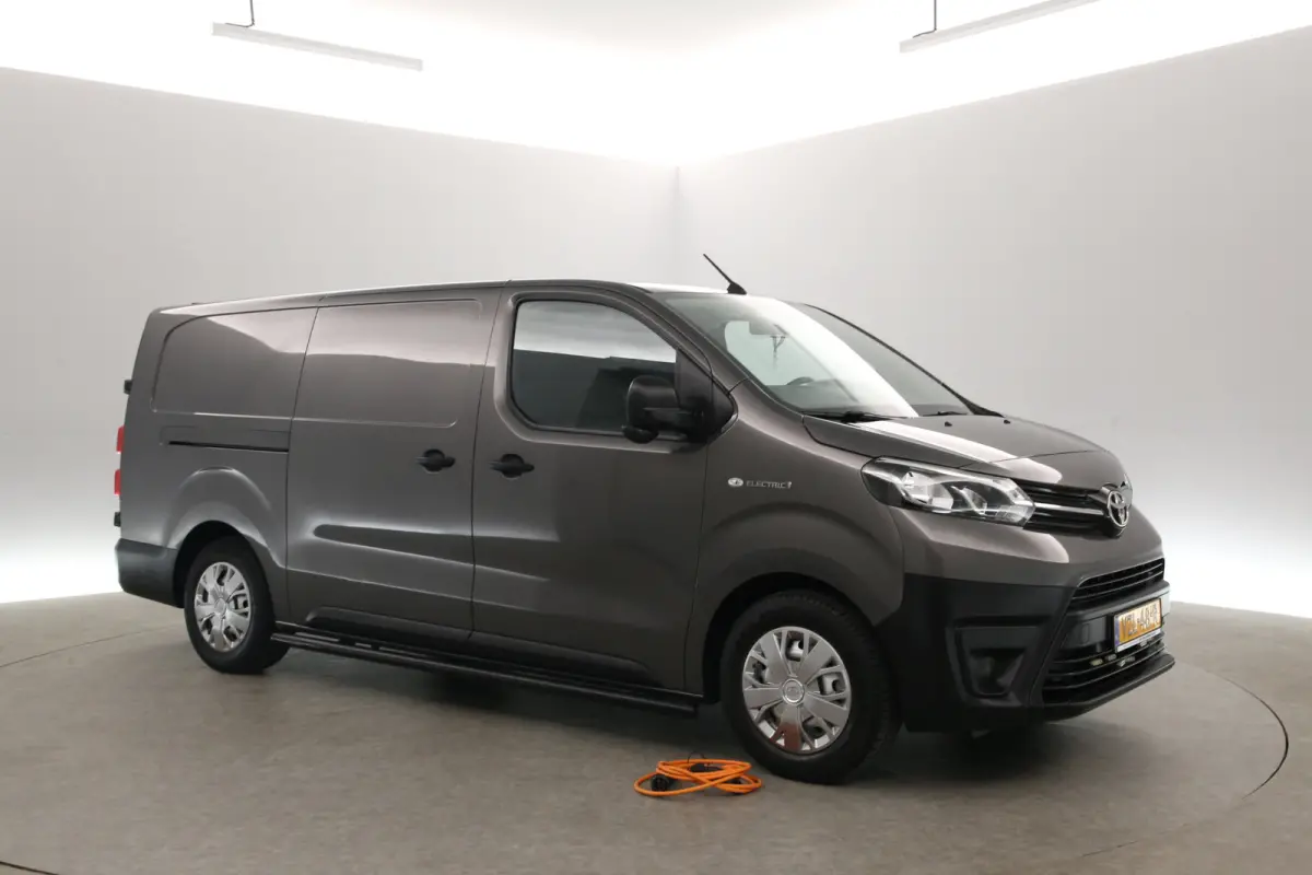 Toyota PROACE Electric Worker75 kWh Long Range L3H1 | Snelladen | SOH 95% | Airco | Cruise | Carplay | 3 Zits | Trekhaak | 2xSchuifdeur