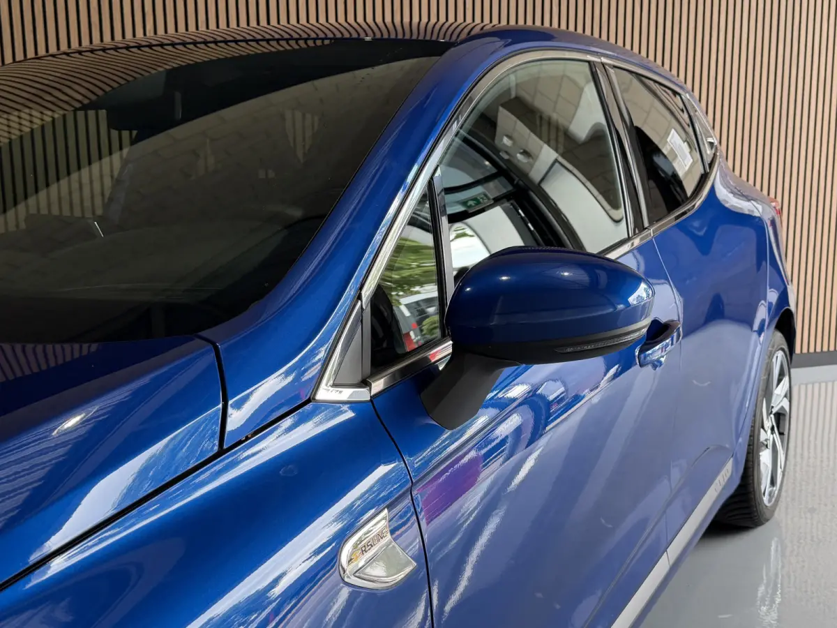 1.0 TCe R.S. Line | Groot navi | 17 " | Camera | Carplay | PDC | Keyless | Clima | 100% Dealer Onderhouden!