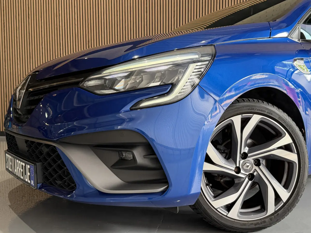 1.0 TCe R.S. Line | Groot navi | 17 " | Camera | Carplay | PDC | Keyless | Clima | 100% Dealer Onderhouden!