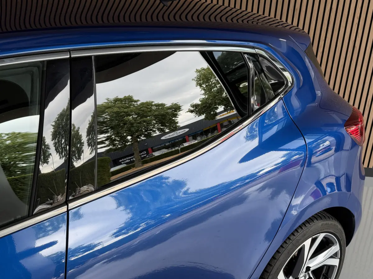 1.0 TCe R.S. Line | Groot navi | 17 " | Camera | Carplay | PDC | Keyless | Clima | 100% Dealer Onderhouden!